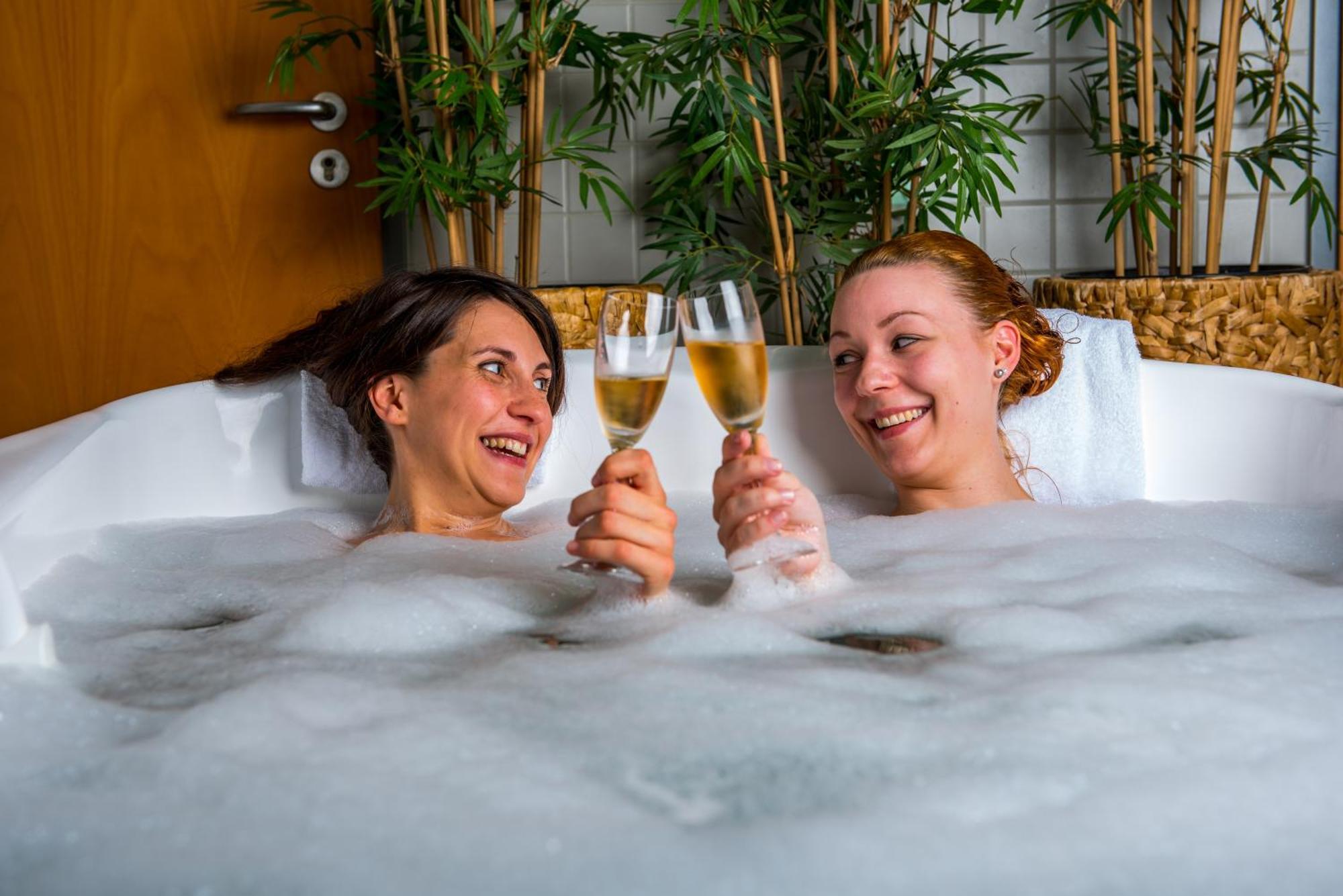 Hotel An Der Therme 巴特苏尔察 外观 照片